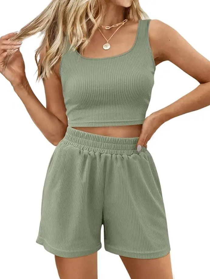Trendy Queen: Women's Turtleneck Long Sleeve Shirts