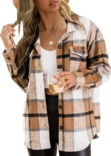 Trendy Queen: Women's Plaid Flannel Shacket